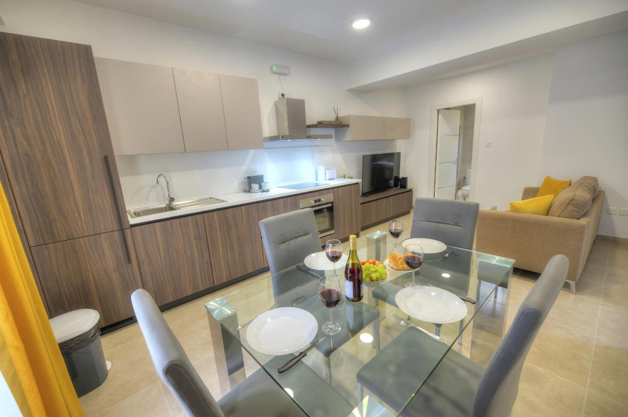 Brand New And Tastefully Furnished 2 Bedroom Apartment Ddif1-2 Gzira Exteriör bild